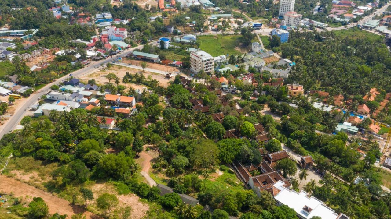 Ancient Village Phu Quoc Resort エクステリア 写真